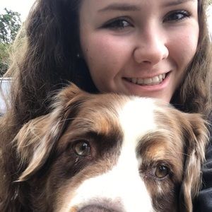 Meet your Posher, Abby